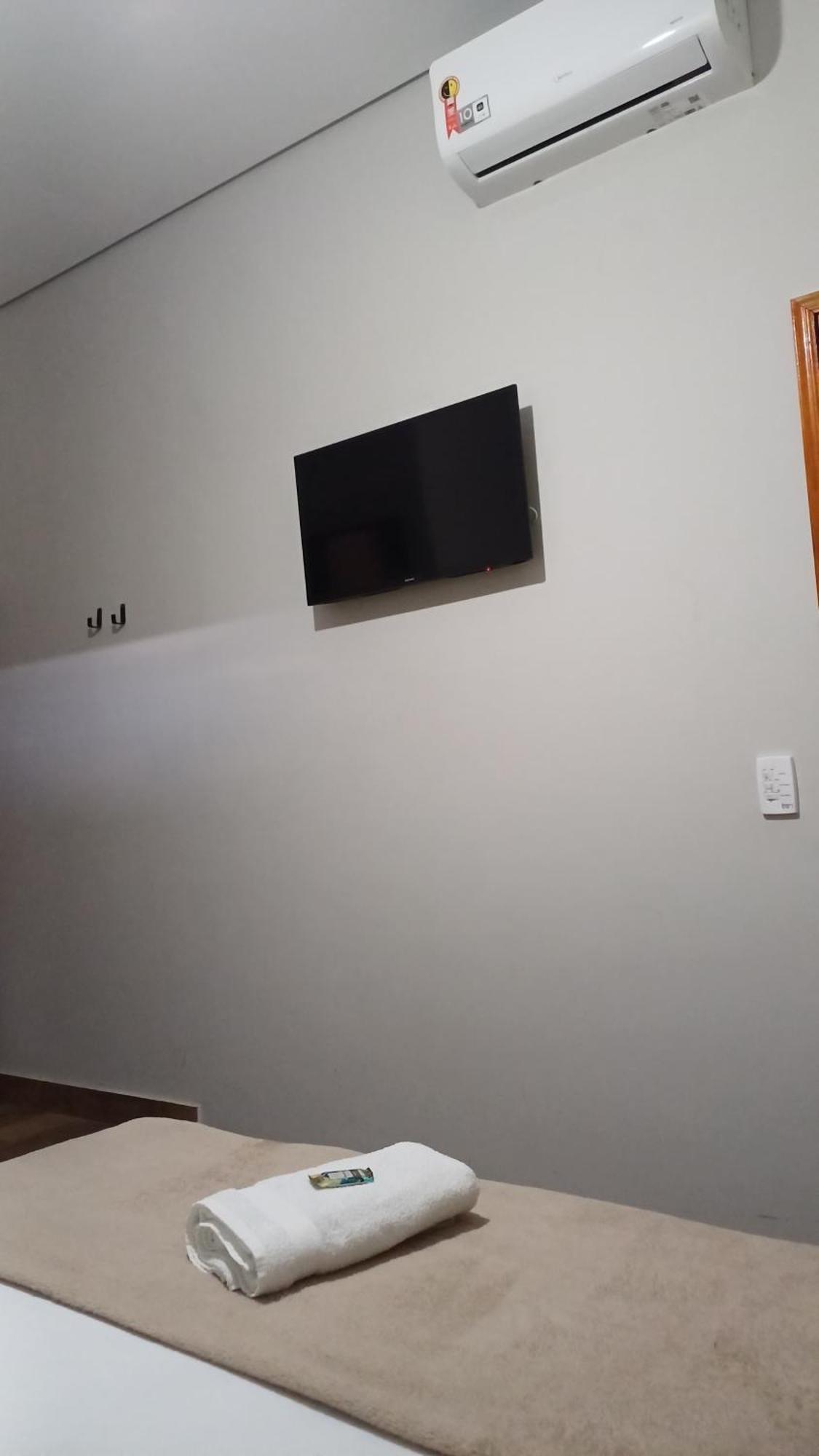 Hotel Nixon Proximo, Rodoviaria, Prefeitura E A Matriz Central Itaí Εξωτερικό φωτογραφία