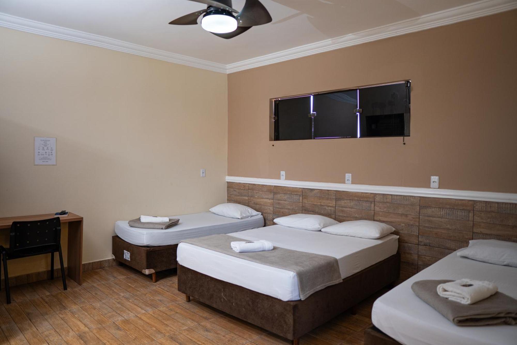 Hotel Nixon Proximo, Rodoviaria, Prefeitura E A Matriz Central Itaí Εξωτερικό φωτογραφία