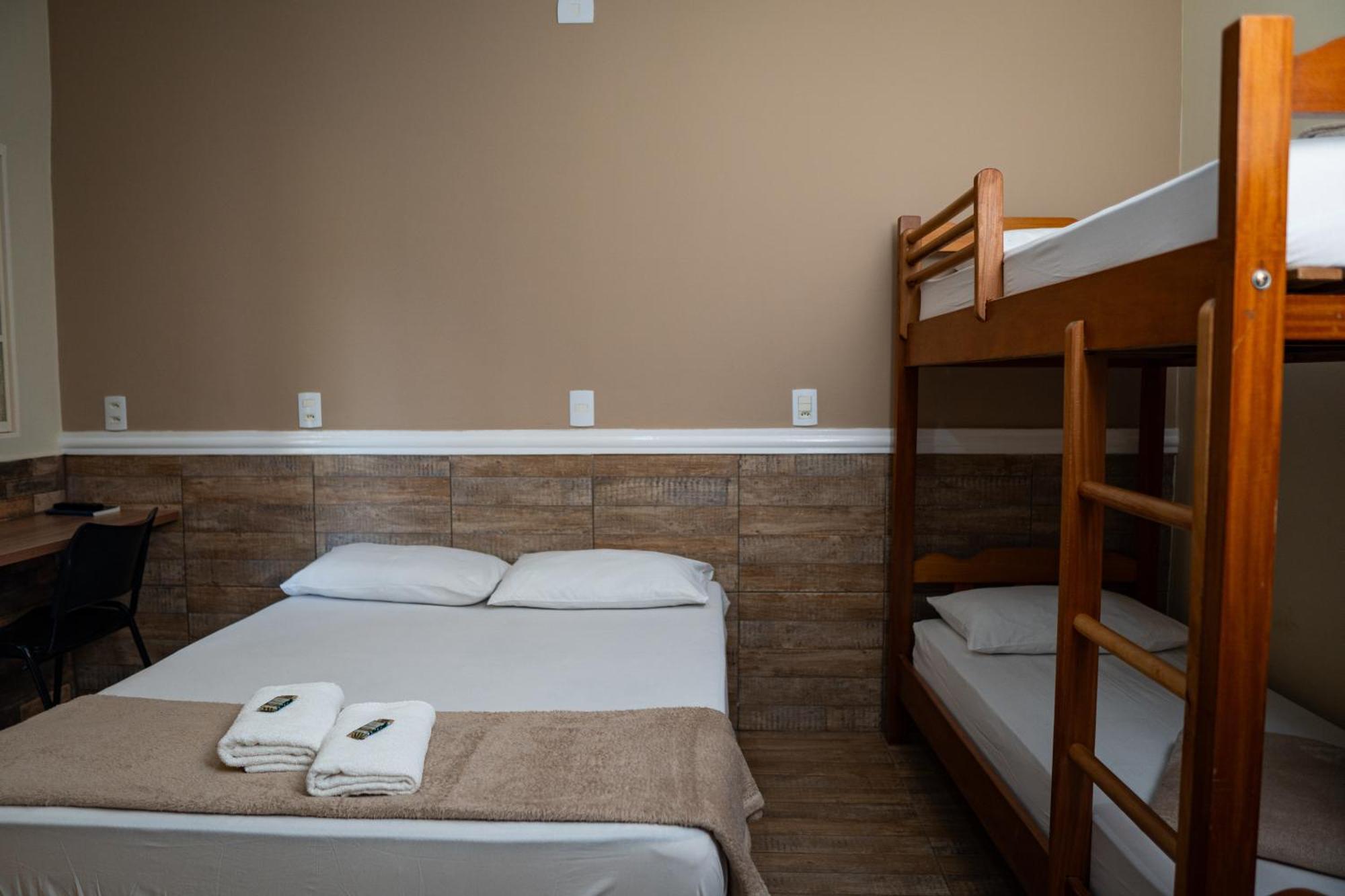 Hotel Nixon Proximo, Rodoviaria, Prefeitura E A Matriz Central Itaí Εξωτερικό φωτογραφία